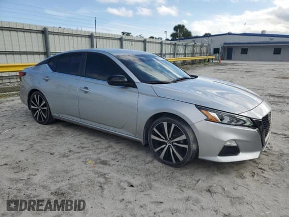 ✅ 2021 Nissan Altima SR • VIN: 1N4BL4CVXMN330791 • Lot: 90567175. Listed on Copart with 81,192 mi. Free auction sales archive from the USA and detailed vehicle history report at DreamBid. Image 4.