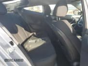 ✅ 2015 Hyundai Veloster • VIN: KMHTC6AD0FU236783 • Lot: 44960295. Wystawiony na Copart z przebiegiem 81 757 mil. Bezpłatny archiwum sprzedaży aukcyjnych z USA i szczegółowy raport historii pojazdu na DreamBid. Zdjęcie 10.