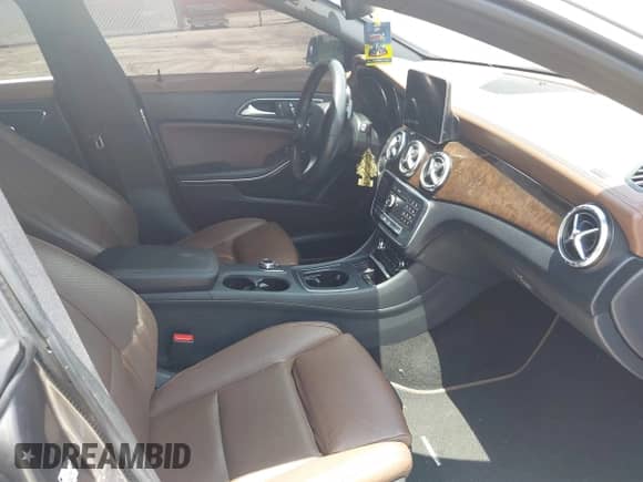 2019 Mercedes-Benz CLA 250 with VIN WDDSJ4EB8KN725638, listed as a IAAI auction lot 42819225 with 103,630 mi miles and . Bid and sale history available at DreamBid. Image 5.