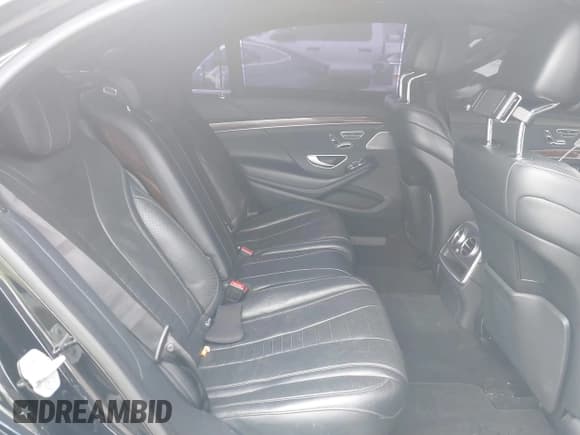 ✅ 2015 Mercedes-Benz S 550 • VIN: WDDUG8CB7FA183186 • Лот: 41430552. Опубликован ранее на IAAI с пробегом 125 319 миль. Бесплатный доступ к архиву аукционных продаж из США и подробный отчёт об истории автомобиля на DreamBid. Изображение 8.