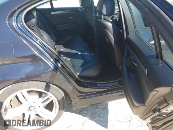 ✅ 2015 BMW 5 Series 535i xDrive • VIN: WBA5B3C57FD548620 • Lot: 43355015. Listed on IAAI with 47,705 mi. Free auction sales archive from the USA and detailed vehicle history report at DreamBid. Image 8.