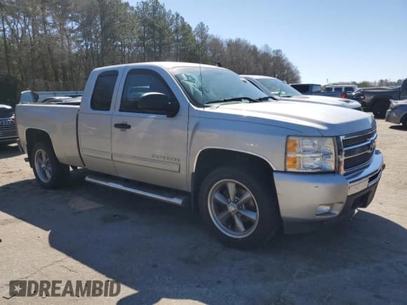 ✅ 2010 Chevrolet Silverado 1500 LT • VIN: 1GCSCSEA8AZ138220 • Lot: 47781965. Wystawiony na Copart z przebiegiem 142 388 mil. Bezpłatny archiwum sprzedaży aukcyjnych z USA i szczegółowy raport historii pojazdu na DreamBid. Zdjęcie 4.