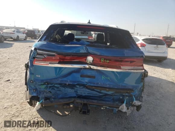 ✅ 2024 Volkswagen Atlas SE • VIN: 1V2JE2CA8RC248237 • Лот: 82205354. Опубликован ранее на Copart с пробегом 3 866 миль. Бесплатный доступ к архиву аукционных продаж из США и подробный отчёт об истории автомобиля на DreamBid. Изображение 6.