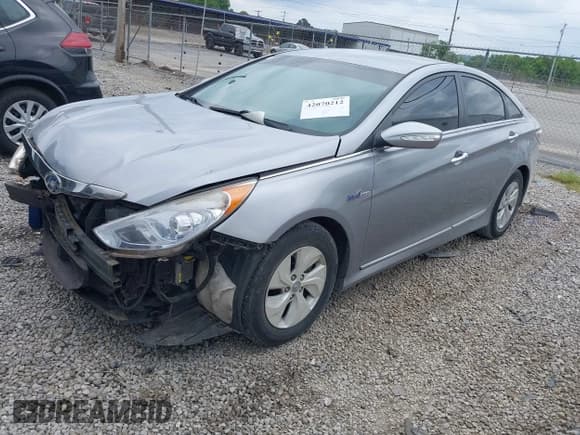 ✅ 2014 Hyundai Sonata Limited • VIN: KMHEC4A48EA116629 • Lot: 42070212. Wystawiony na IAAI z przebiegiem 95 295 mil. Bezpłatny archiwum sprzedaży aukcyjnych z USA i szczegółowy raport historii pojazdu na DreamBid. Zdjęcie 2.
