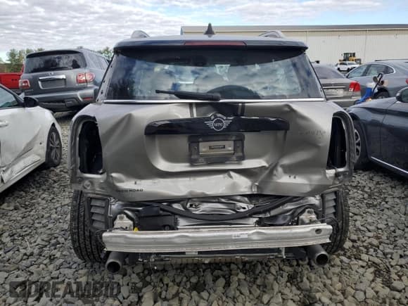 ✅ 2020 MINI Countryman Cooper S • VIN: WMZYX1C04L3L37564 • Lot: 86212415. Listed on Copart with 49,770 mi. Free auction sales archive from the USA and detailed vehicle history report at DreamBid. Image 6.