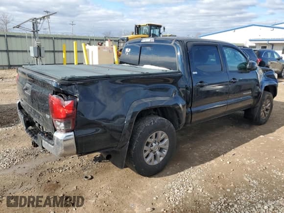 ✅ 2019 Toyota Tacoma SR5 • VIN: 3TMCZ5AN4KM253302 • Лот: 93376495. Опубликован ранее на Copart с пробегом 126 901 миль. Бесплатный доступ к архиву аукционных продаж из США и подробный отчёт об истории автомобиля на DreamBid. Изображение 3.