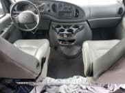 ✅ 2008 Ford Econoline Cargo Commercial • VIN: 1FTNE24W58DA07631 • Лот: 85516695. Опубликован ранее на Copart с пробегом 292 392 миль. Бесплатный доступ к архиву аукционных продаж из США и подробный отчёт об истории автомобиля на DreamBid. Изображение 8.