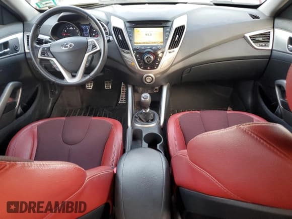 ✅ 2012 Hyundai Veloster w/Gray Int • VIN: KMHTC6AD6CU077585 • Lot: 84170474. Wystawiony na Copart z przebiegiem 101 723 mil. Bezpłatny archiwum sprzedaży aukcyjnych z USA i szczegółowy raport historii pojazdu na DreamBid. Zdjęcie 8.