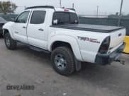 ✅ 2015 Toyota Tacoma • VIN: 3TMLU4EN3FM195773 • Lot: 43779441. Wystawiony na IAAI z przebiegiem 115 119 mil. Bezpłatny archiwum sprzedaży aukcyjnych z USA i szczegółowy raport historii pojazdu na DreamBid. Zdjęcie 3.