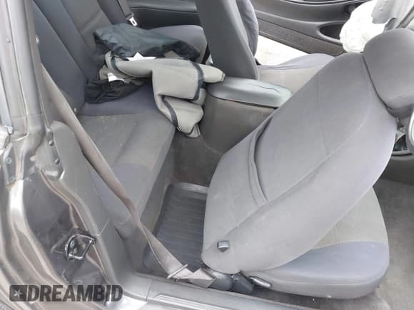 ✅ 2003 Ford Mustang Standard • VIN: 1FAFP40473F383331 • Lot: 42128521. Listed on IAAI with 226,165 mi. Free auction sales archive from the USA and detailed vehicle history report at DreamBid. Image 8.