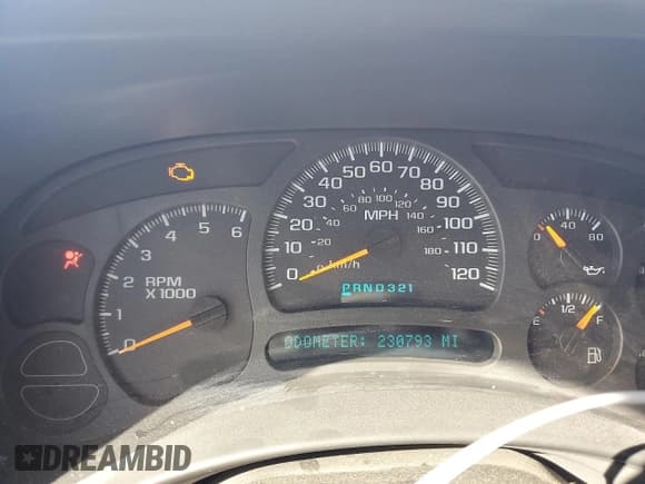 ✅ 2004 Chevrolet Silverado 1500 LS • VIN: 1GCEK14T14Z220632 • Лот: 81222004. Опубликован ранее на Copart с пробегом 230 793 миль. Бесплатный доступ к архиву аукционных продаж из США и подробный отчёт об истории автомобиля на DreamBid. Изображение 9.