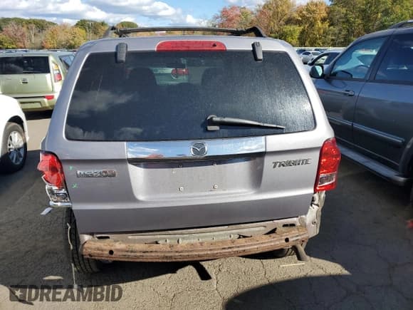 ✅ 2008 Mazda Tribute Sport • VIN: 4F2CZ92Z58KM16600 • Lot: 75220444. Wystawiony na Copart z przebiegiem 121 670 mil. Bezpłatny archiwum sprzedaży aukcyjnych z USA i szczegółowy raport historii pojazdu na DreamBid. Zdjęcie 6.