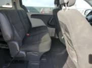 ✅ 2017 Dodge Grand Caravan SE • VIN: 2C4RDGBG4HR568333 • Lot: 87110755. Wystawiony na Copart z przebiegiem 44 203 mil. Bezpłatny archiwum sprzedaży aukcyjnych z USA i szczegółowy raport historii pojazdu na DreamBid. Zdjęcie 11.