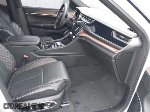 ✅ 2022 Jeep Grand Cherokee Summit • VIN: 1C4RJGEG2N8569685 • Lot: 41929952. Listed on IAAI with 20,484 mi. Free auction sales archive from the USA and detailed vehicle history report at DreamBid. Image 5.