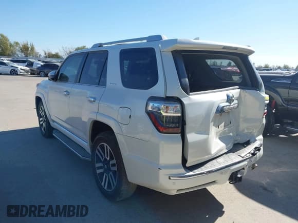 ✅ 2016 Toyota 4Runner SR5 • VIN: JTEZU5JR7G5146460 • Lot: 43229909. Wystawiony na IAAI z przebiegiem 83 833 mil. Bezpłatny archiwum sprzedaży aukcyjnych z USA i szczegółowy raport historii pojazdu na DreamBid. Zdjęcie 3.