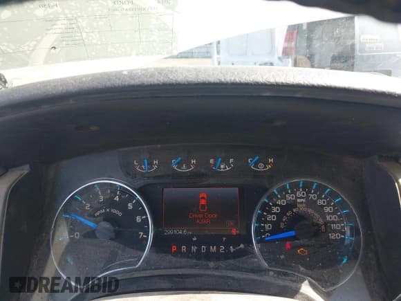 ✅ 2014 Ford F-150 XL • VIN: 1FTVX1ET8EKD34038 • Lot: 42276235. Wystawiony na IAAI z przebiegiem 299 104 mil. Bezpłatny archiwum sprzedaży aukcyjnych z USA i szczegółowy raport historii pojazdu na DreamBid. Zdjęcie 7.