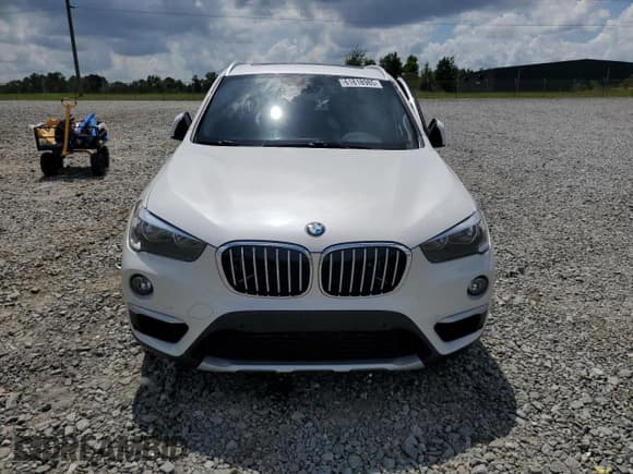 ✅ 2019 BMW X1 sDrive28i • VIN: WBXHU7C51K5L11243 • Lot: 61818985. Wystawiony na Copart z przebiegiem 64 734 mil. Bezpłatny archiwum sprzedaży aukcyjnych z USA i szczegółowy raport historii pojazdu na DreamBid. Zdjęcie 5.