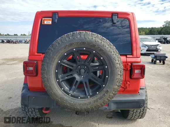 ✅ 2020 Jeep Wrangler Unlimited Rubicon • VIN: 1C4HJXFG3LW187426 • Lot: 81460755. Wystawiony na Copart z przebiegiem 80 746 mil. Bezpłatny archiwum sprzedaży aukcyjnych z USA i szczegółowy raport historii pojazdu na DreamBid. Zdjęcie 6.