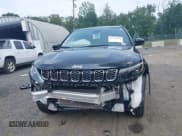 ✅ 2024 Jeep Compass Limited • VIN: 3C4NJDCN8RT139858 • Lot: 42921018. Listed on IAAI with 8,749 mi. Free auction sales archive from the USA and detailed vehicle history report at DreamBid. Image 12.