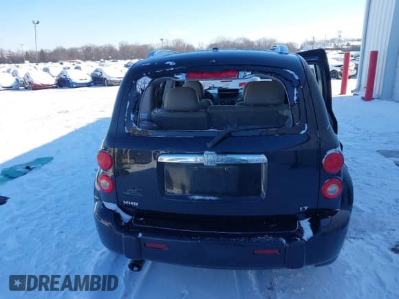 ✅ 2006 Chevrolet HHR LT • VIN: 3GNDA23P26S567483 • Lot: 41575817. Listed on IAAI with 184,777 mi. Free auction sales archive from the USA and detailed vehicle history report at DreamBid. Image 16.