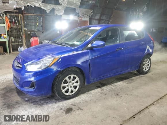 ✅ 2013 Hyundai Accent GS • VIN: KMHCT5AE6DU111867 • Лот: 47269385. Опубликован ранее на Copart с пробегом 102 197 миль. Бесплатный доступ к архиву аукционных продаж из США и подробный отчёт об истории автомобиля на DreamBid. Изображение 1.