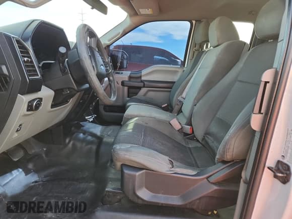 ✅ 2015 Ford F-150 XL • VIN: 1FTEX1C86FFA75543 • Лот: 90730885. Опубликован ранее на Copart с пробегом Не указан. Бесплатный доступ к архиву аукционных продаж из США и подробный отчёт об истории автомобиля на DreamBid. Изображение 7.