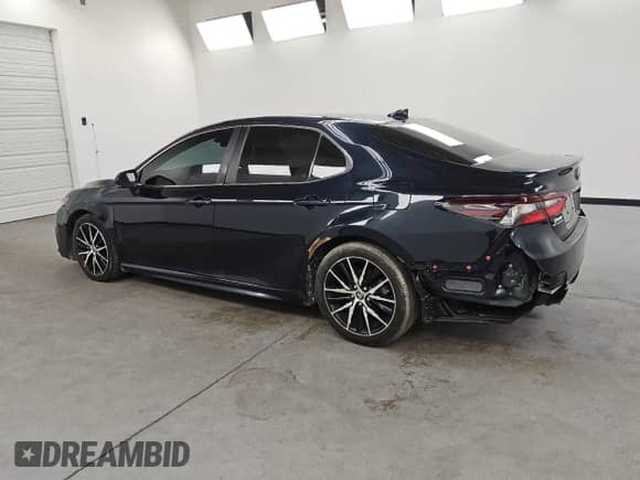 2021 Toyota Camry SE с VIN 4T1G11BK3MU028143, выставлен на аукционе Copart как лот 65530225 с пробегом 110 881 миль миль и Чистый • Clean title. История ставок и продаж доступна на DreamBid. Изображение 2.