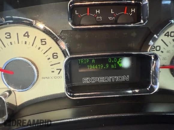 ✅ 2009 Ford Expedition Max Limited • VIN: 1FMFK19519EB20300 • Lot: 52232795. Listed on Copart with 194,419 mi. Free auction sales archive from the USA and detailed vehicle history report at DreamBid. Image 8.