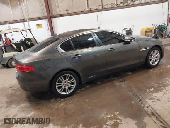 ✅ 2017 Jaguar XE • VIN: SAJAJ4BN5HA952937 • Lot: 41220091. Listed on IAAI with 38,010 mi. Free auction sales archive from the USA and detailed vehicle history report at DreamBid. Image 4.