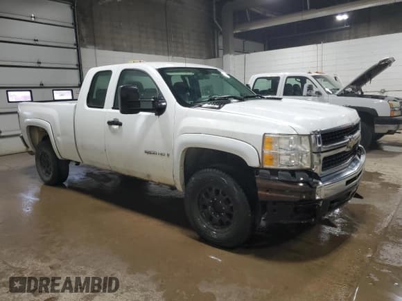 ✅ 2008 Chevrolet Silverado 2500HD Work Truck • VIN: 1GCHK29K48E171149 • Лот: 93375895. Опубликован ранее на Copart с пробегом 168 640 миль. Бесплатный доступ к архиву аукционных продаж из США и подробный отчёт об истории автомобиля на DreamBid. Изображение 4.