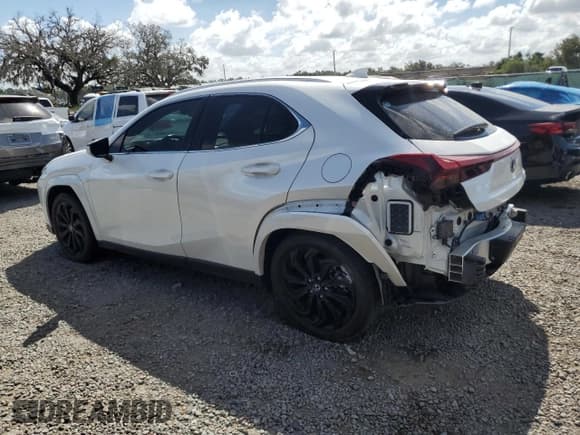 ✅ 2025 Lexus UX 300h • VIN: JTHYBJAH1S2019430 • Лот: 85175925. Опубликован ранее на Copart с пробегом 8 102 миль. Бесплатный доступ к архиву аукционных продаж из США и подробный отчёт об истории автомобиля на DreamBid. Изображение 2.