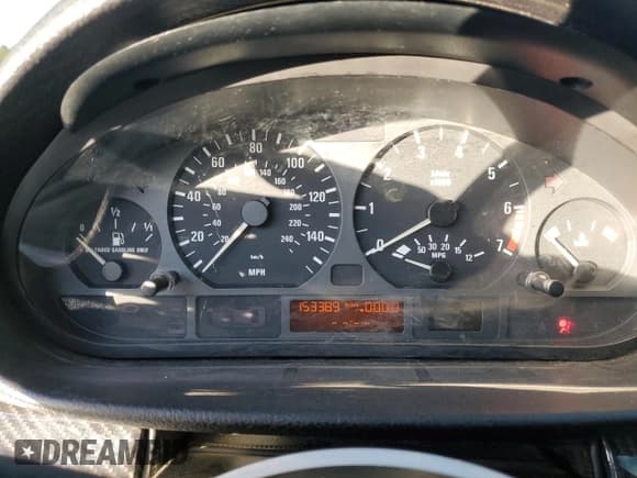 ✅ 2000 BMW 3 Series 323Ci • VIN: WBABM3345YJN65666 • Лот: 93063835. Опубликован ранее на Copart с пробегом 153 389 миль. Бесплатный доступ к архиву аукционных продаж из США и подробный отчёт об истории автомобиля на DreamBid. Изображение 9.