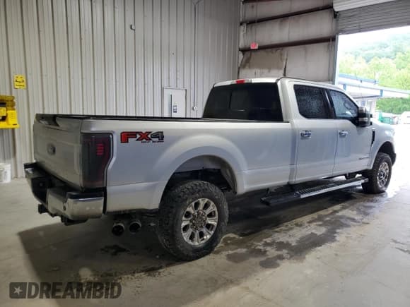 ✅ 2018 Ford F-250 XL • VIN: 1FT7W2BT1JEB64068 • Lot: 58517725. Listed on Copart with 184,288 mi. Free auction sales archive from the USA and detailed vehicle history report at DreamBid. Image 3.