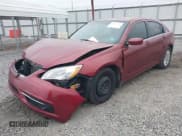 ✅ 2012 Chrysler 200 Touring • VIN: 1C3CCBBB6CN267735 • Lot: 43541999. Wystawiony na IAAI z przebiegiem 200 000 mil. Bezpłatny archiwum sprzedaży aukcyjnych z USA i szczegółowy raport historii pojazdu na DreamBid. Zdjęcie 2.