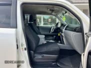 ✅ 2013 Toyota 4Runner SR5 • VIN: JTEBU5JR3D5130804 • Lot: 92353055. Wystawiony na Copart z przebiegiem 238 501 mil. Bezpłatny archiwum sprzedaży aukcyjnych z USA i szczegółowy raport historii pojazdu na DreamBid. Zdjęcie 5.