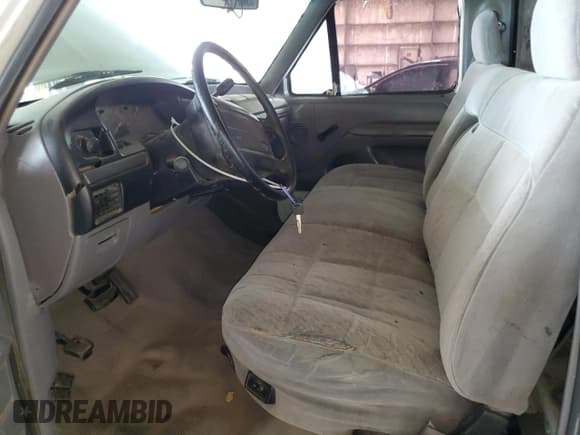 ✅ 1995 Ford F-150 • VIN: 1FTEF15Y6SNA67491 • Lot: 71107295. Listed on Copart with 190,753 mi. Free auction sales archive from the USA and detailed vehicle history report at DreamBid. Image 7.