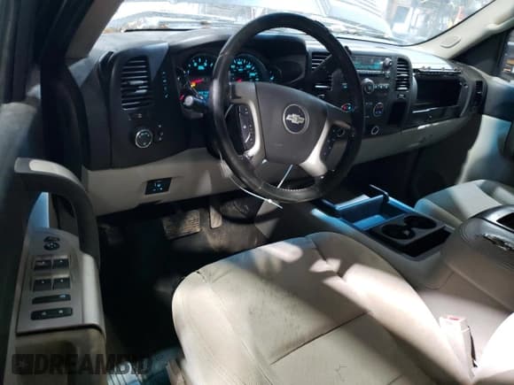 ✅ 2007 Chevrolet Silverado 2500HD 2LT • VIN: 1GCHK296X7E538153 • Lot: 81728954. Listed on Copart with 229,200 mi. Free auction sales archive from the USA and detailed vehicle history report at DreamBid. Image 8.