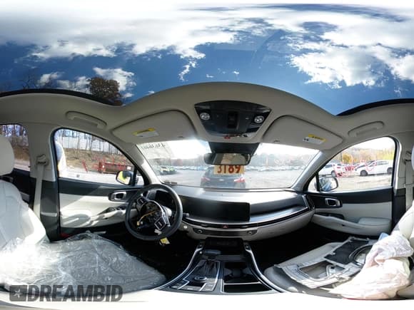 ✅ 2024 Kia Sorento S • VIN: 5XYRLDJC9RG294276 • Lot: 43636461. Listed on IAAI with 17,076 mi. Free auction sales archive from the USA and detailed vehicle history report at DreamBid. Image 18.