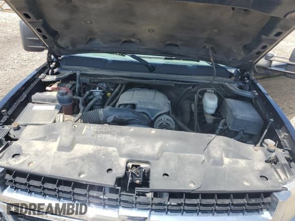 ✅ 2008 Chevrolet Silverado 2500HD 1LT • VIN: 1GCHK29K78E148741 • Lot: 63914665. Wystawiony na Copart z przebiegiem 201 562 mil. Bezpłatny archiwum sprzedaży aukcyjnych z USA i szczegółowy raport historii pojazdu na DreamBid. Zdjęcie 11.