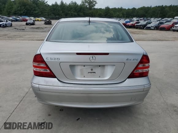 ✅ 2005 Mercedes-Benz C 320 • VIN: WDBRF84J05F567819 • Lot: 64182995. Wystawiony na Copart z przebiegiem 156 192 mil. Bezpłatny archiwum sprzedaży aukcyjnych z USA i szczegółowy raport historii pojazdu na DreamBid. Zdjęcie 6.