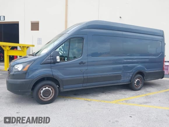 ✅ 2019 Ford Transit • VIN: 1FTYR3XMXKKB17482 • Lot: 42810338. Listed on IAAI with 68,461 mi. Free auction sales archive from the USA and detailed vehicle history report at DreamBid. Image 6.