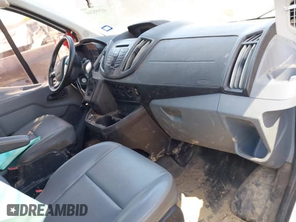 ✅ 2019 Ford Transit • VIN: 1FTYR2ZM5KKB12066 • Лот: 41958244. Опубликован ранее на IAAI с пробегом 165 495 миль. Бесплатный доступ к архиву аукционных продаж из США и подробный отчёт об истории автомобиля на DreamBid. Изображение 5.