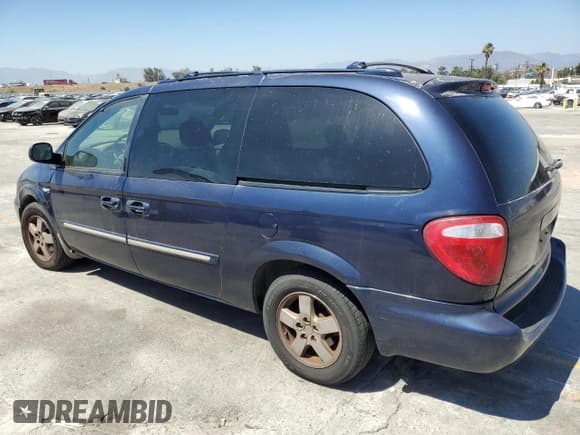 ✅ 2004 Dodge Caravan SXT • VIN: 2D4GP44L64R570444 • Lot: 63784795. Wystawiony na Copart z przebiegiem 133 289 mil. Bezpłatny archiwum sprzedaży aukcyjnych z USA i szczegółowy raport historii pojazdu na DreamBid. Zdjęcie 2.