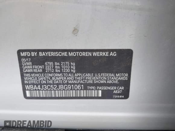 ✅ 2018 BMW 4 Series 430i xDrive • VIN: WBA4J3C52JBG91061 • Lot: 42383770. Listed on IAAI with 143,292 mi. Free auction sales archive from the USA and detailed vehicle history report at DreamBid. Image 9.