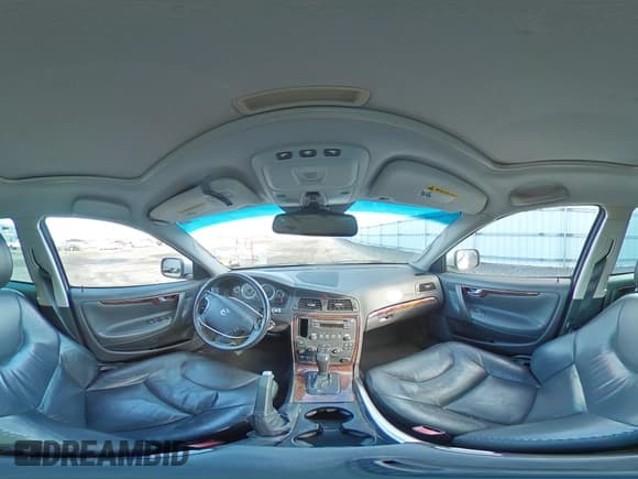 ✅ 2007 Volvo XC70 • VIN: YV4SZ592971265100 • Lot: 93423335. Listed on Copart with 228,148 mi. Free auction sales archive from the USA and detailed vehicle history report at DreamBid. Image 14.