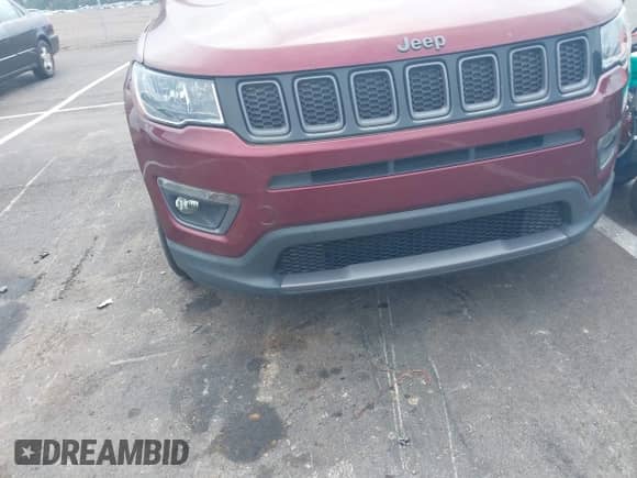 2021 Jeep Compass 80th Anniversary z VIN 3C4NJCEBXMT571406, wystawiony jako IAAI lot #42900251 z przebiegiem 91 891 mil mil oraz . Historia ofert i sprzedaży dostępna na DreamBid. Obrazek 6.