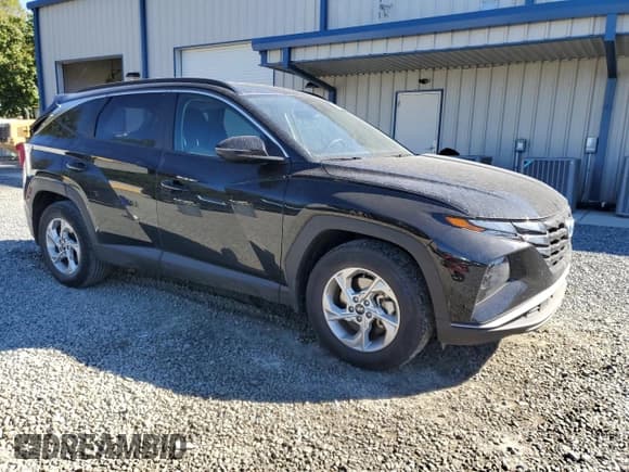 ✅ 2023 Hyundai Tucson SEL • VIN: 5NMJB3AE4PH193029 • Lot: 86683195. Wystawiony na Copart z przebiegiem 28 112 mil. Bezpłatny archiwum sprzedaży aukcyjnych z USA i szczegółowy raport historii pojazdu na DreamBid. Zdjęcie 4.