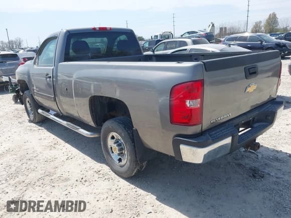 ✅ 2009 Chevrolet Silverado 2500HD LT • VIN: 1GCHK54K39F137899 • Лот: 42070451. Опубликован ранее на IAAI с пробегом 174 876 миль. Бесплатный доступ к архиву аукционных продаж из США и подробный отчёт об истории автомобиля на DreamBid. Изображение 3.