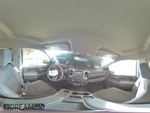 ✅ 2021 Chevrolet Silverado 1500 Custom • VIN: 1GCRWBEK7MZ366602 • Lot: 79965274. Wystawiony na Copart z przebiegiem 62 679 mil. Bezpłatny archiwum sprzedaży aukcyjnych z USA i szczegółowy raport historii pojazdu na DreamBid. Zdjęcie 12.