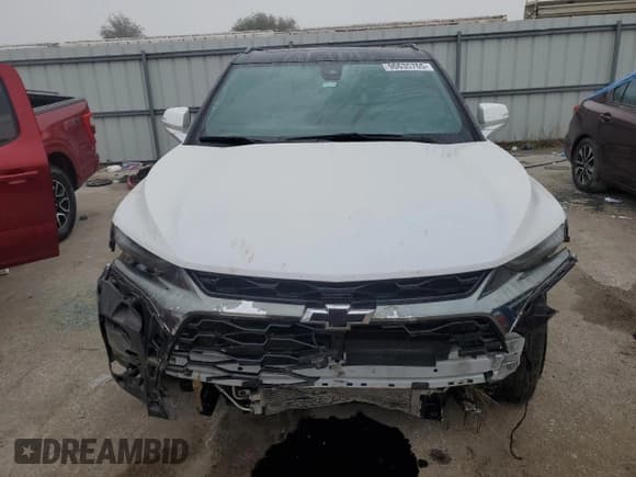 ✅ 2022 Chevrolet Blazer RS • VIN: 3GNKBKRS1NS156817 • Lot: 90635765. Wystawiony na Copart z przebiegiem 84 775 mil. Bezpłatny archiwum sprzedaży aukcyjnych z USA i szczegółowy raport historii pojazdu na DreamBid. Zdjęcie 5.